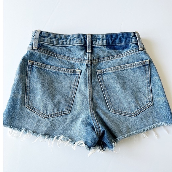 Abercrombie & Fitch Womens Medium Wash Zippered Annie High Rise Short Size 26 - Picture 2 of 9
